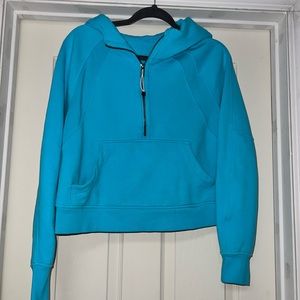 Lululemon Scuba Oversized Half-Zip Hoodie
Electric Turquoise